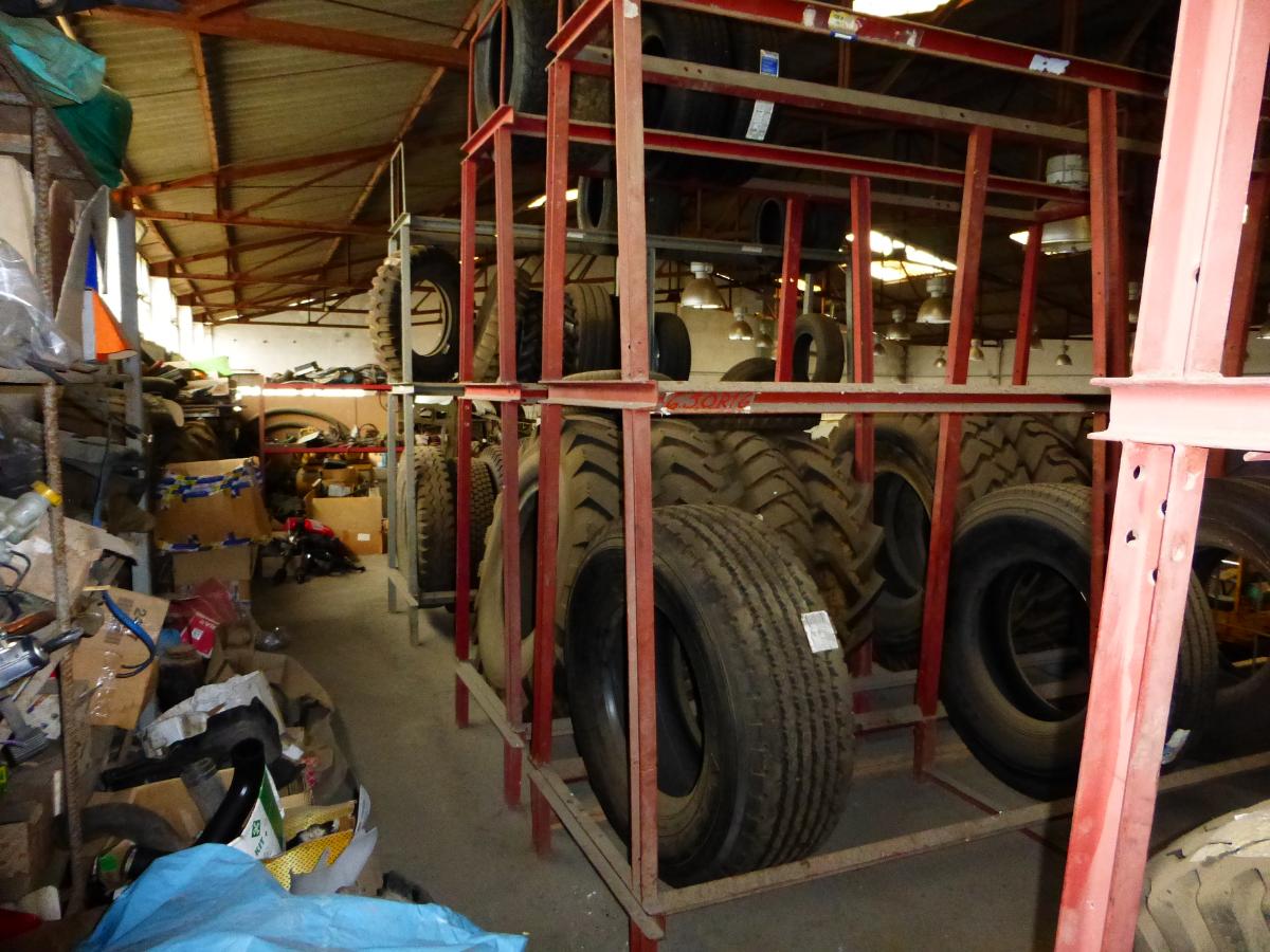 ESCRITÓRIO, OFICINA, ARMAZÉM (VERBA 239-321 excepto 302 e 305 )