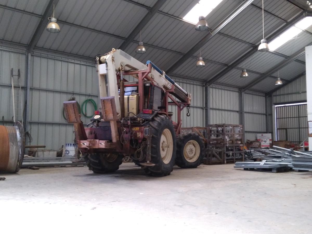 TRACTOR AGRÍCOLA | EBRO