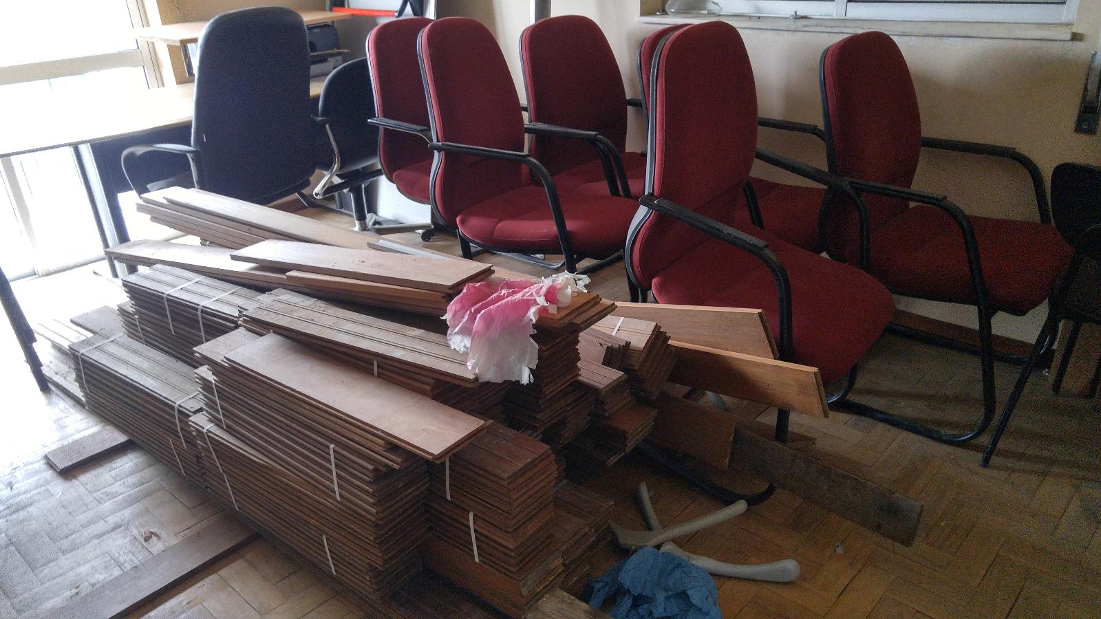 Mobiliário de escritório | Equipamento informático