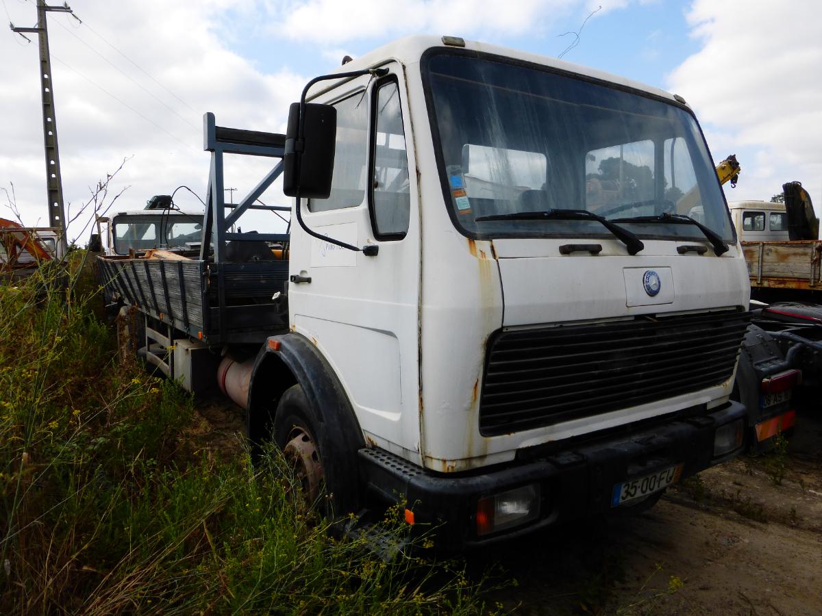 PESADO MERCADORIAS | MERCEDES-BENZ