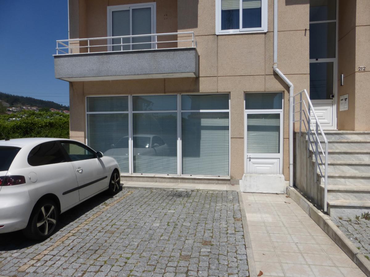 ARMAZÉM | CASTELÕES | V.N.FAMALICÃO 